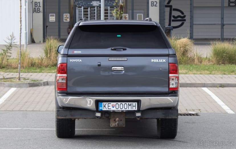 Toyota Hilux DC 3.0 I D-4D Sol A/T