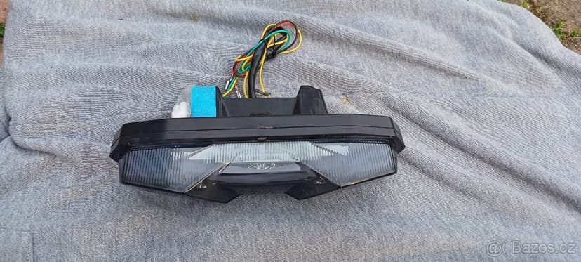 Yamaha MT-10 - zadní světlo LED