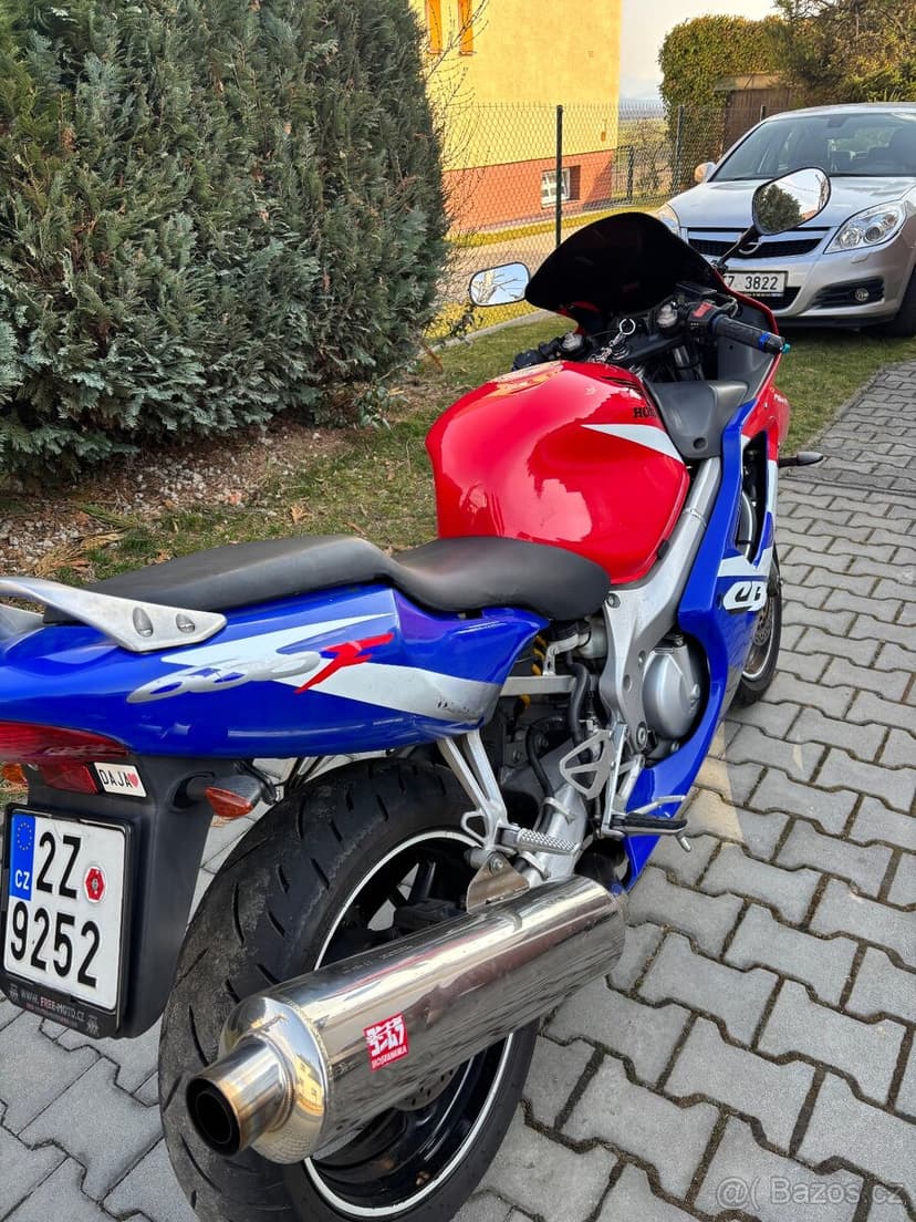 HONDA CBR 600F