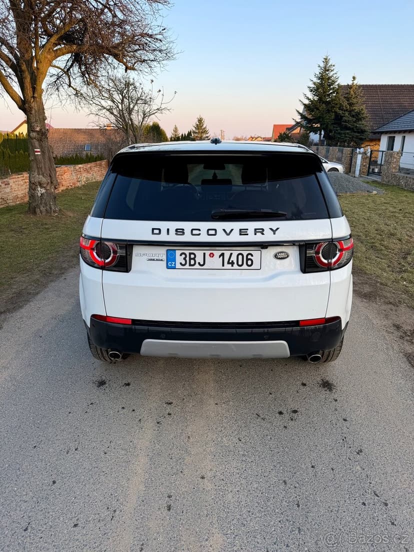 Land rover discovery sport