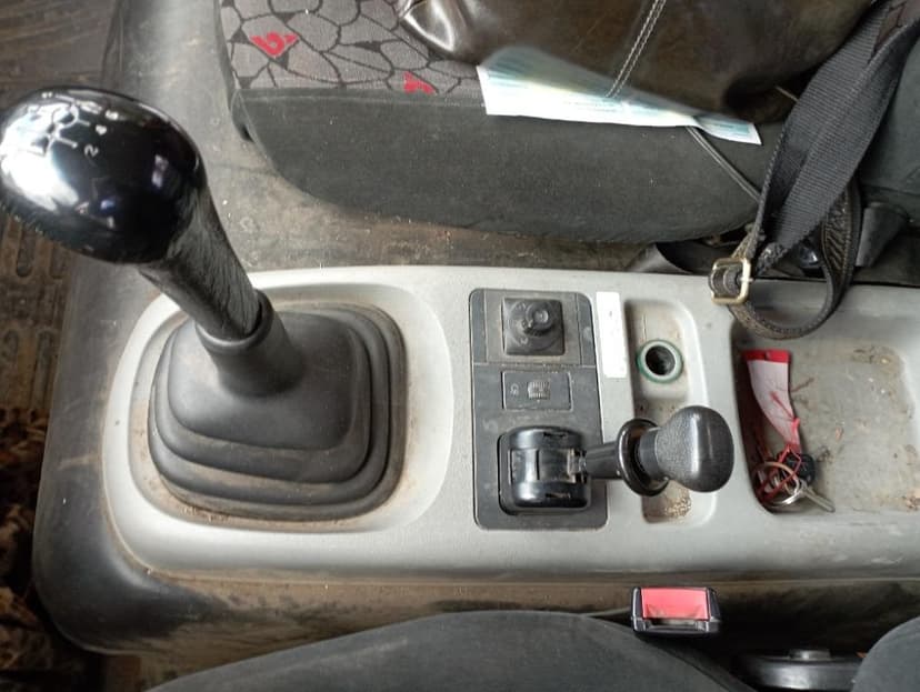 Prodám Avia D120 4x4 montážní plošina