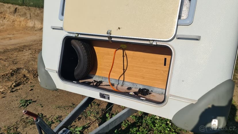 Karavan KNAUS SÜDWIND 490