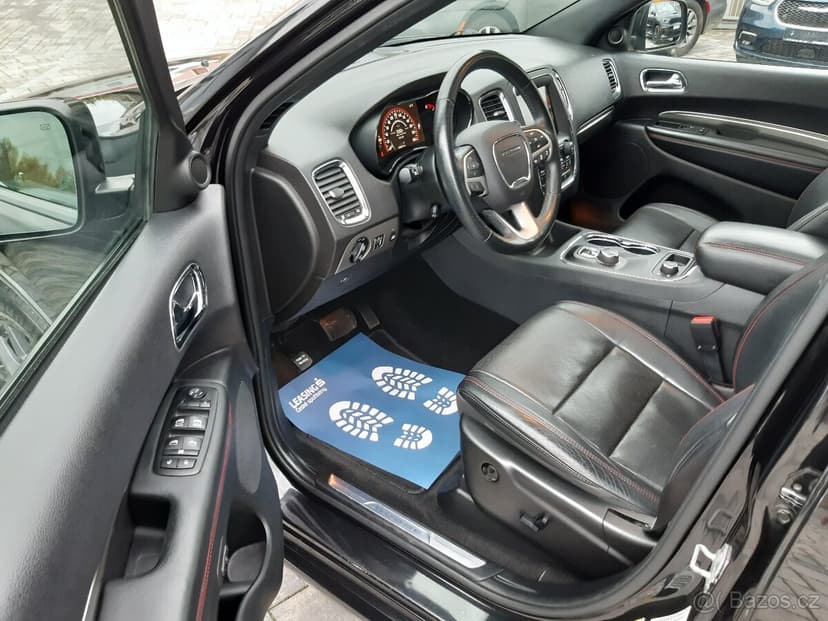 Dodge Durango 5,7L 4x4,tažné,Top výbava a stav, velký servis