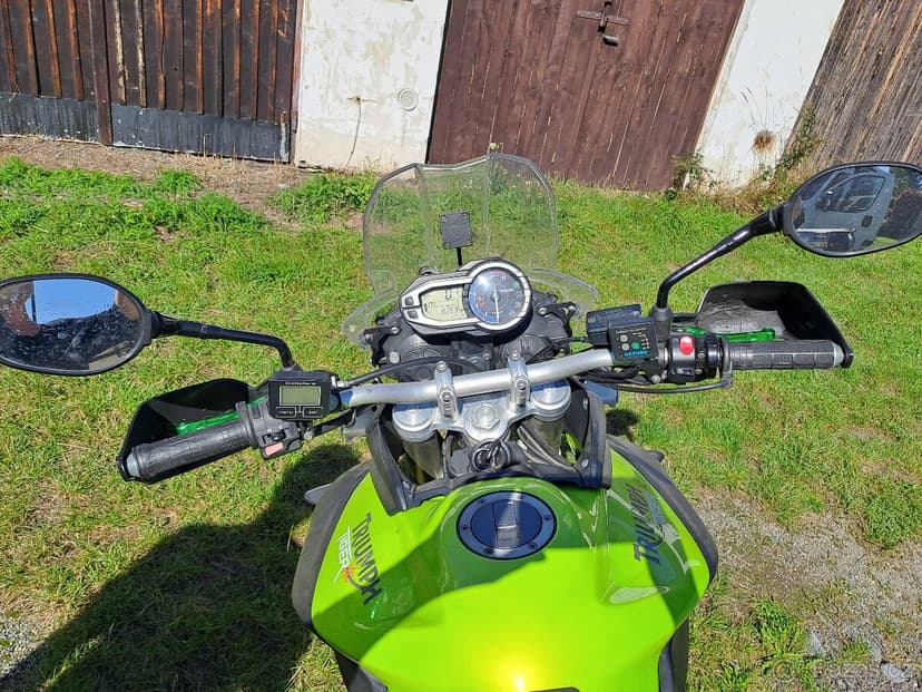 Triumph 800XC