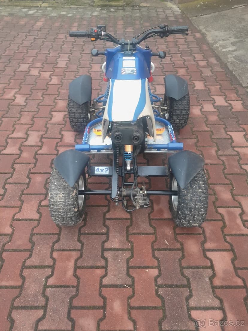 Dětská čtyřkolka