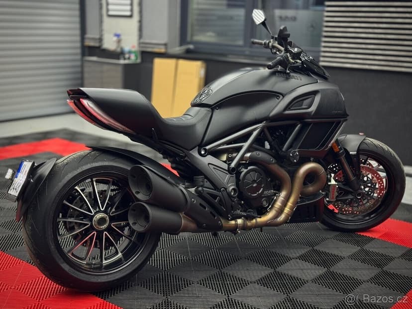 Ducati Diavel Carbon 2017