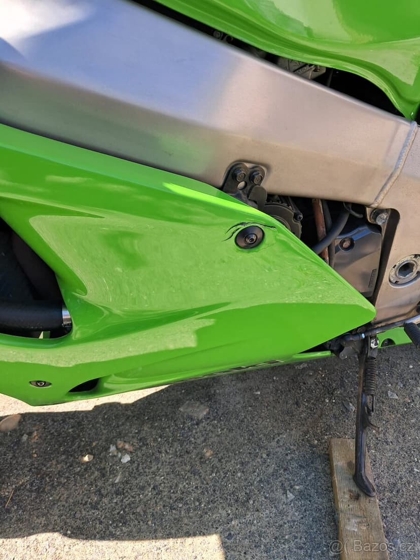 Kawasaki ZX7R ninja