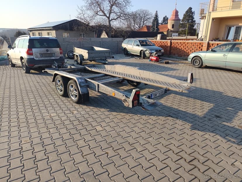 Autopřepravník sklopný Brenderup 2000 kg