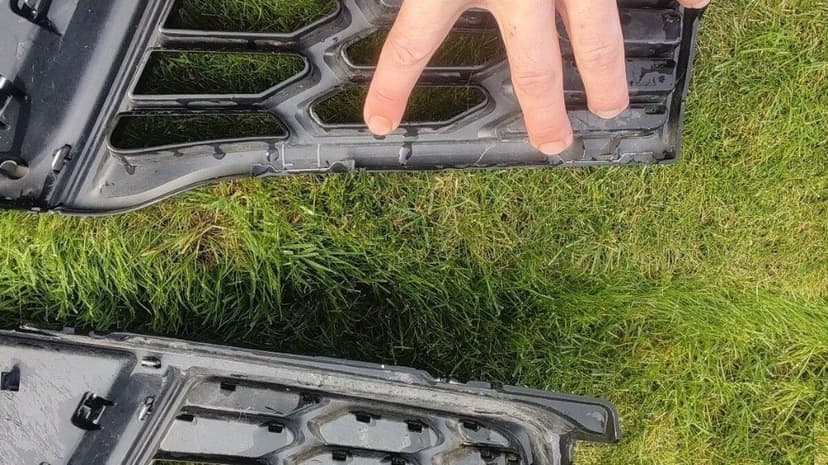 Nissan Qashqai Patrol X-Trail Murano - Maska