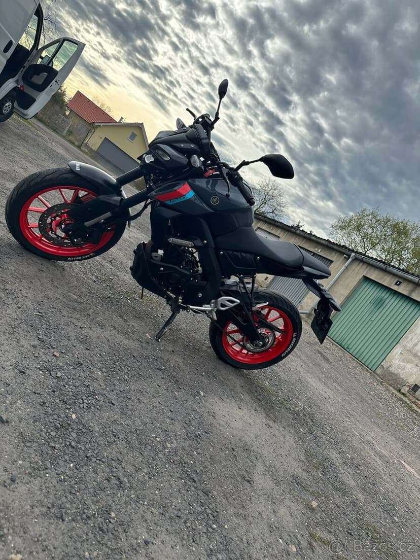 Yamaha mt-125 2021