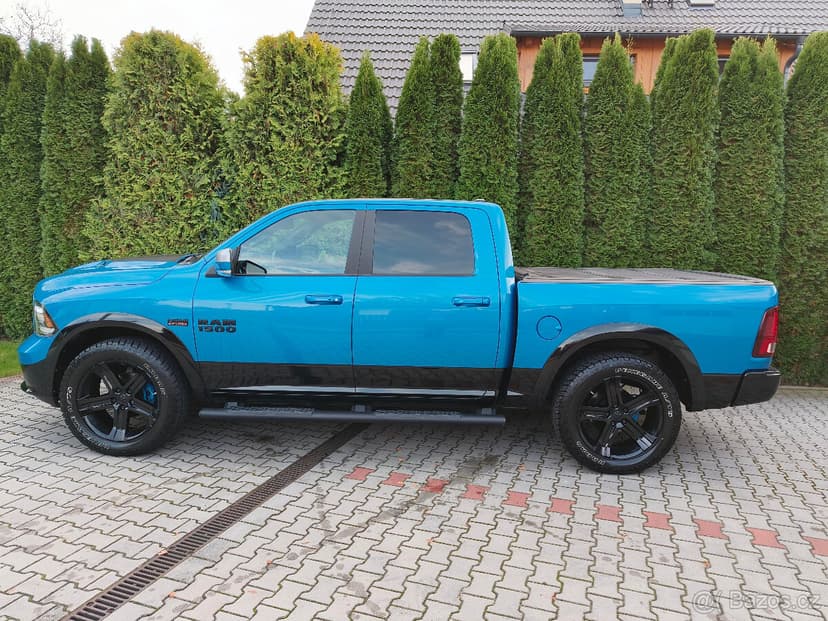 DODGE RAM 1500 HYDRO BLUE EDITION