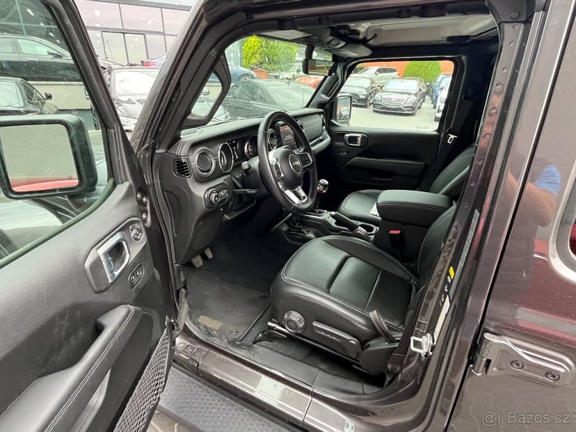 Jeep Wrangler Unlimited Sahara 3,6 V6 Pentastar