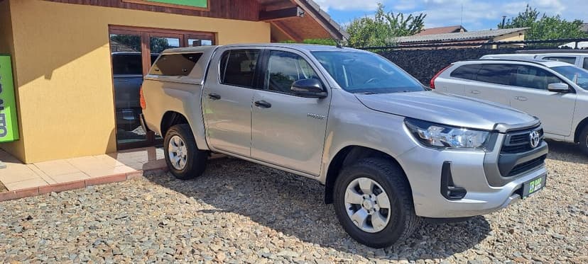 Toyota Hilux 2.4 D-4D 110kW ČR 1.MAJ DPH