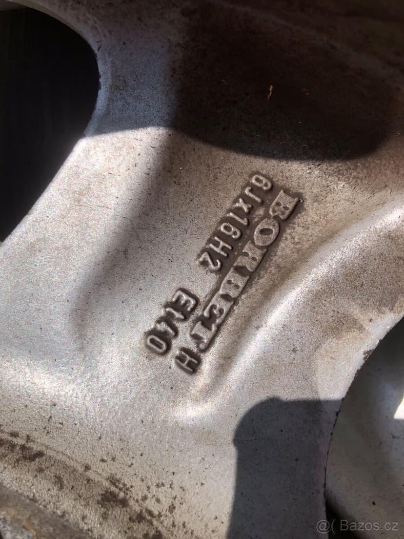 KOLA 4X108 195/45 R16 KRÁSNÉ ORIGINAL FORD