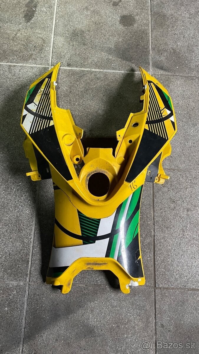 Plast nádrže ski-Doo sněžný skutr