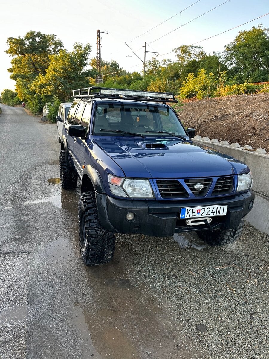 Nissan Patrol GR y61 2.8td 95kw wagon