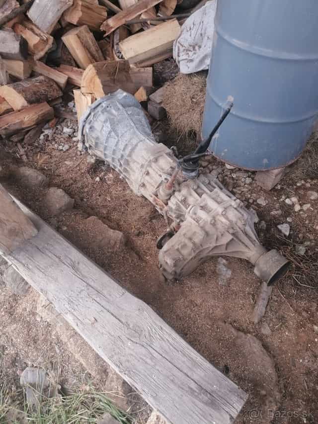 Predám prevodovku Nissan Navara d22