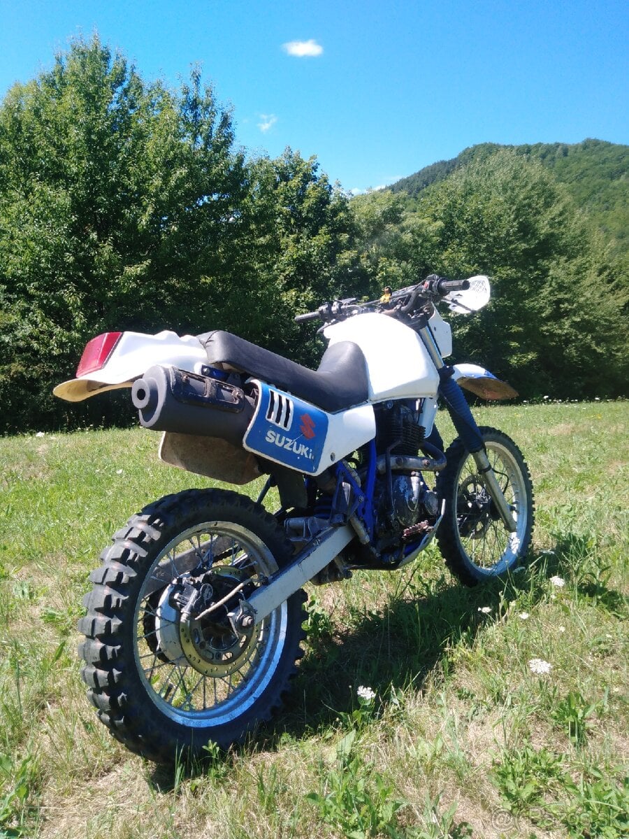 Suzuki dr 650 a