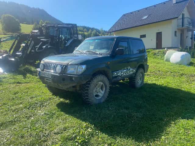 Toyota land cruiser 90