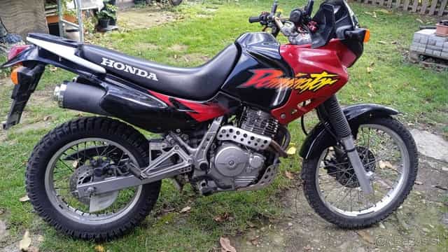 Honda NX650 Dominator