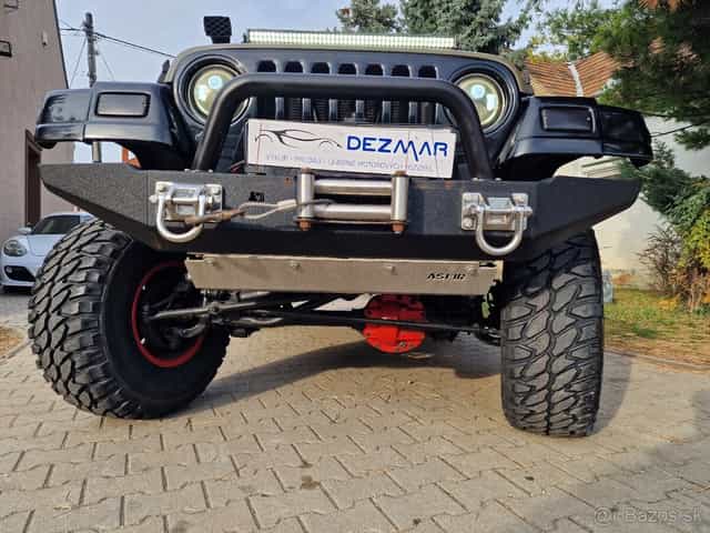 JEEP Wrangler ARB 4.0 Sahara A/T4 180k (benzín)
