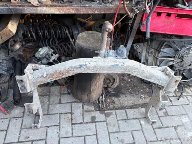 Ťažné Jeep Grand cherokee wj