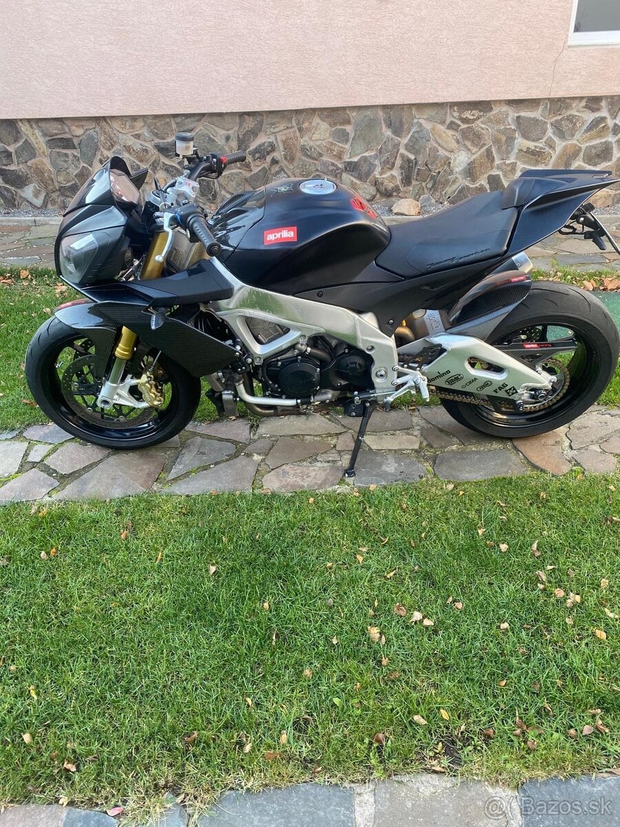 APRILIA TUONO V4 RSV4
