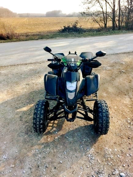 Kawasaki KFX400 TP a ŠPZ