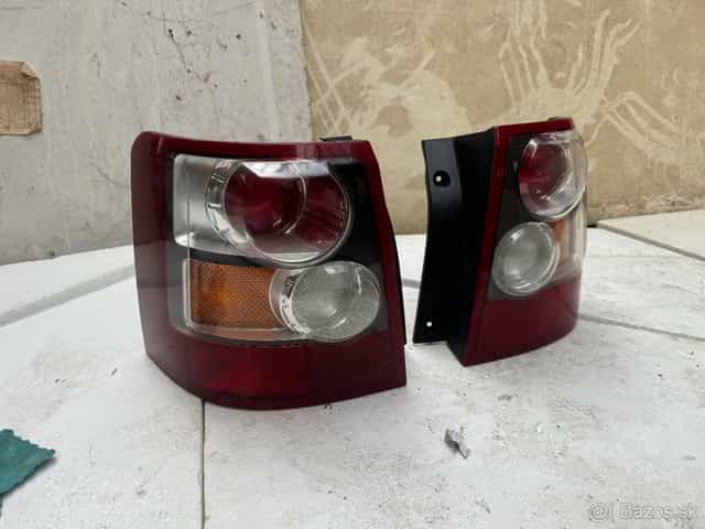 Zadne svetla range rover sport