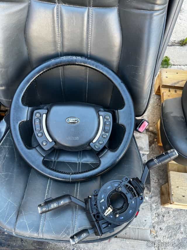 Range Rover L322 vyhrivany volant