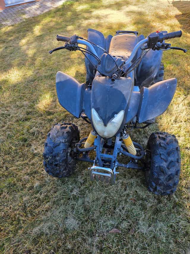 Predám ATV štvorkolku 150ccm automat