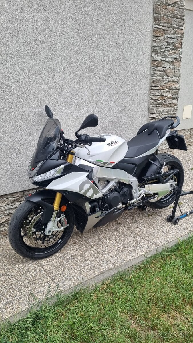 Aprilia Tuono 1100 V4 RR