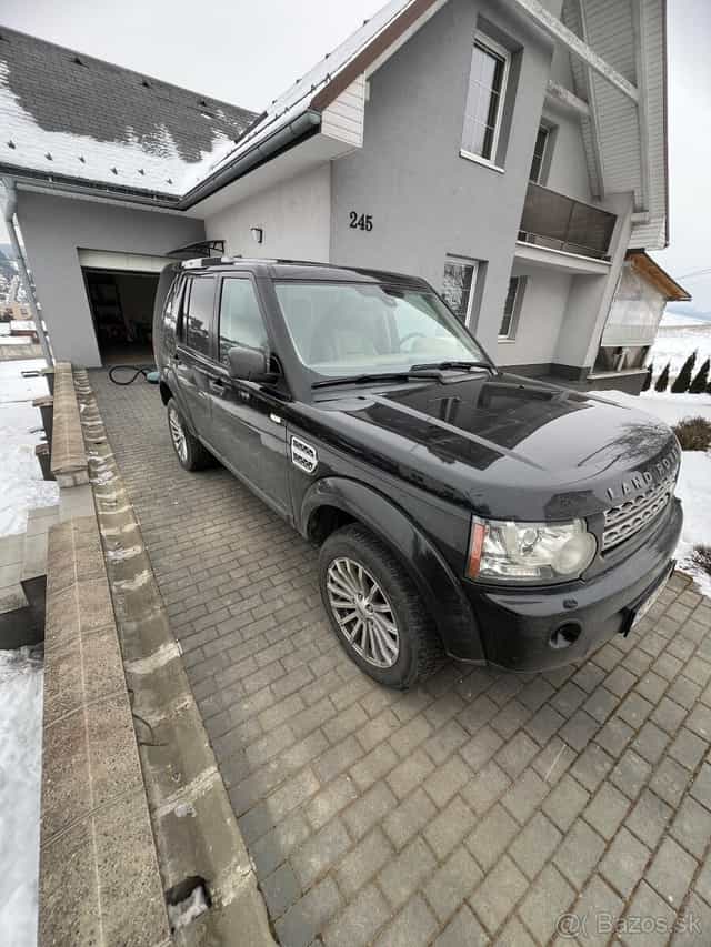 Land Rover Discovery 4