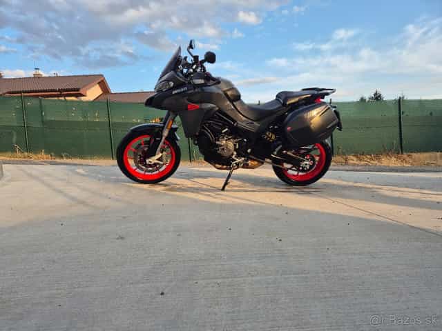 Ducati Multistrada V2s