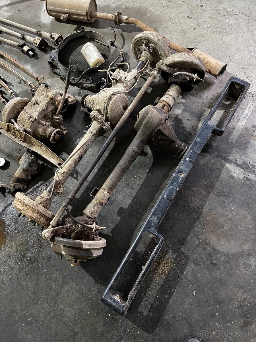 Zadná náprava Suzuki Samurai 1.0 s uzávierkou