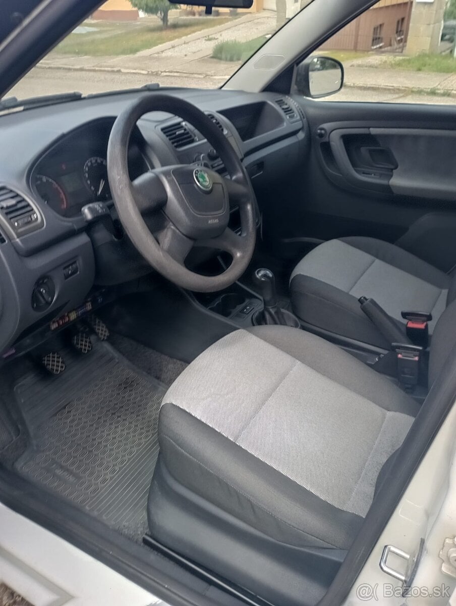 Skoda Fabia II - nepojazdne