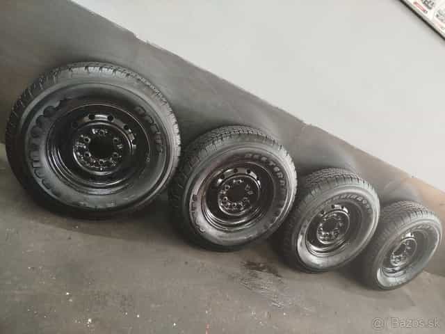 Predám ako nové offroad kolesá 5x139.7 R16 235/70 r16