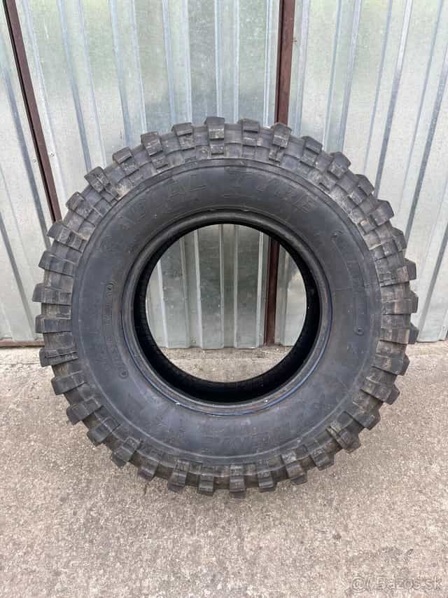 Pneu off road
