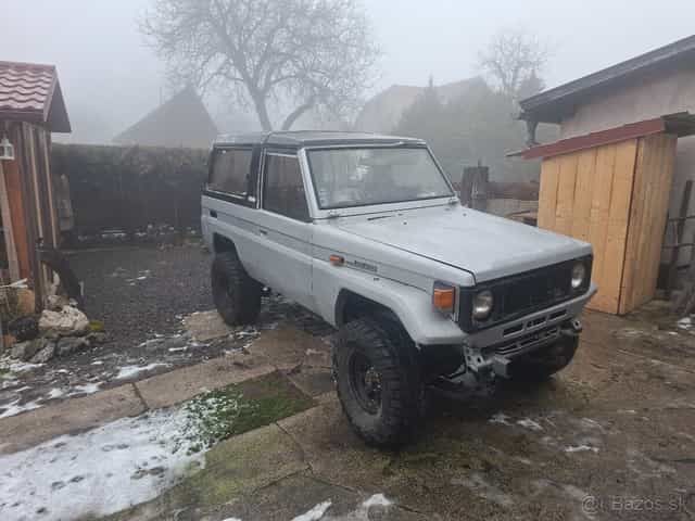 Predam Toyota Land Cruiser73