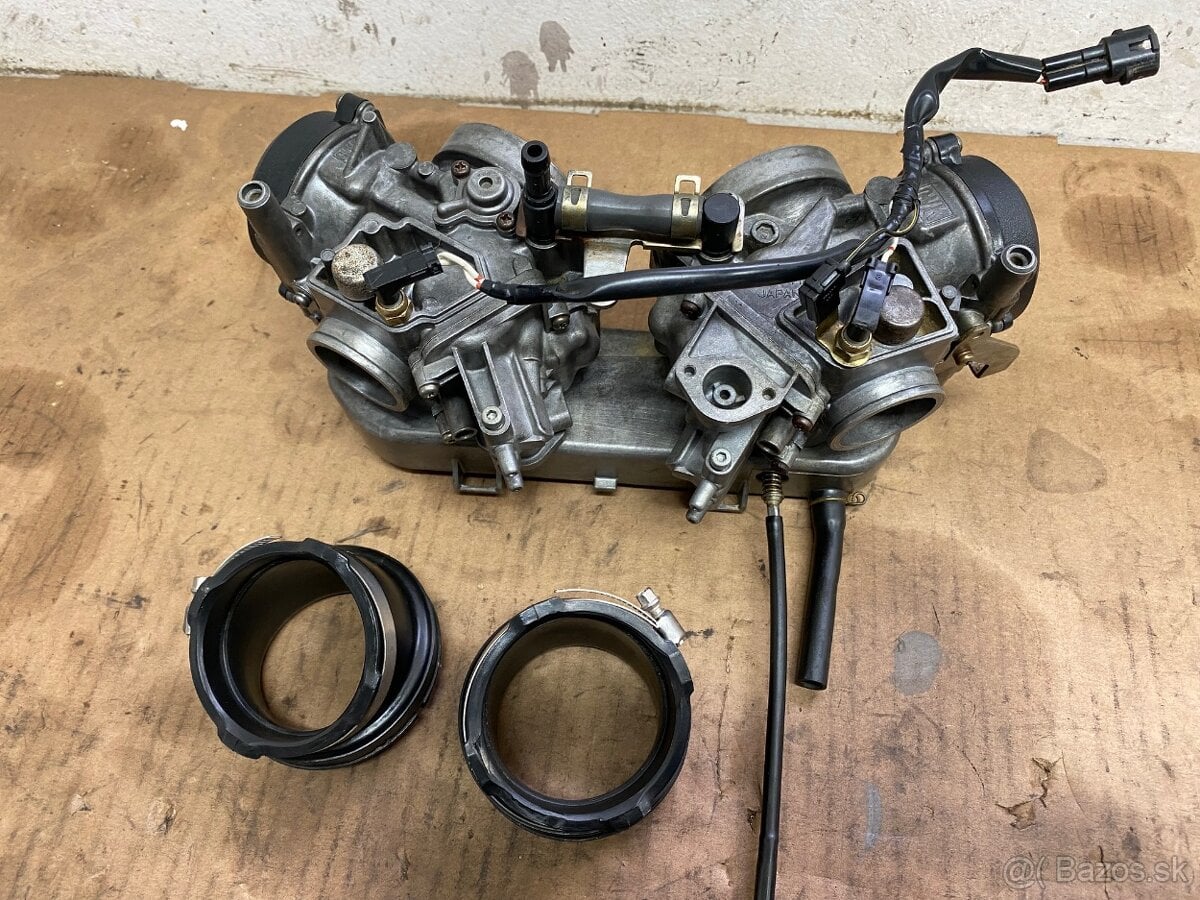 Kawasaki Brute Force 750, karburátory