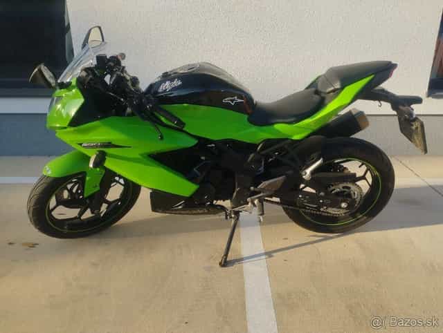 Predám Kawasaki Ninja 250 SL