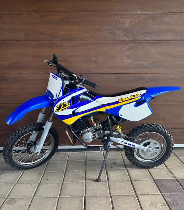Beta 50 – 50cc 2T, 15/12 kolesá