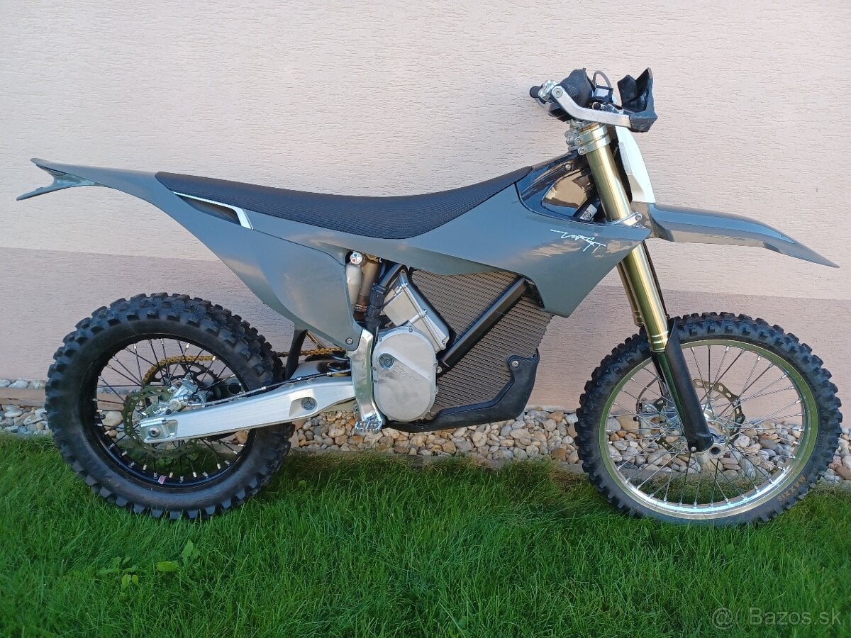 Stark Varg EX Enduro