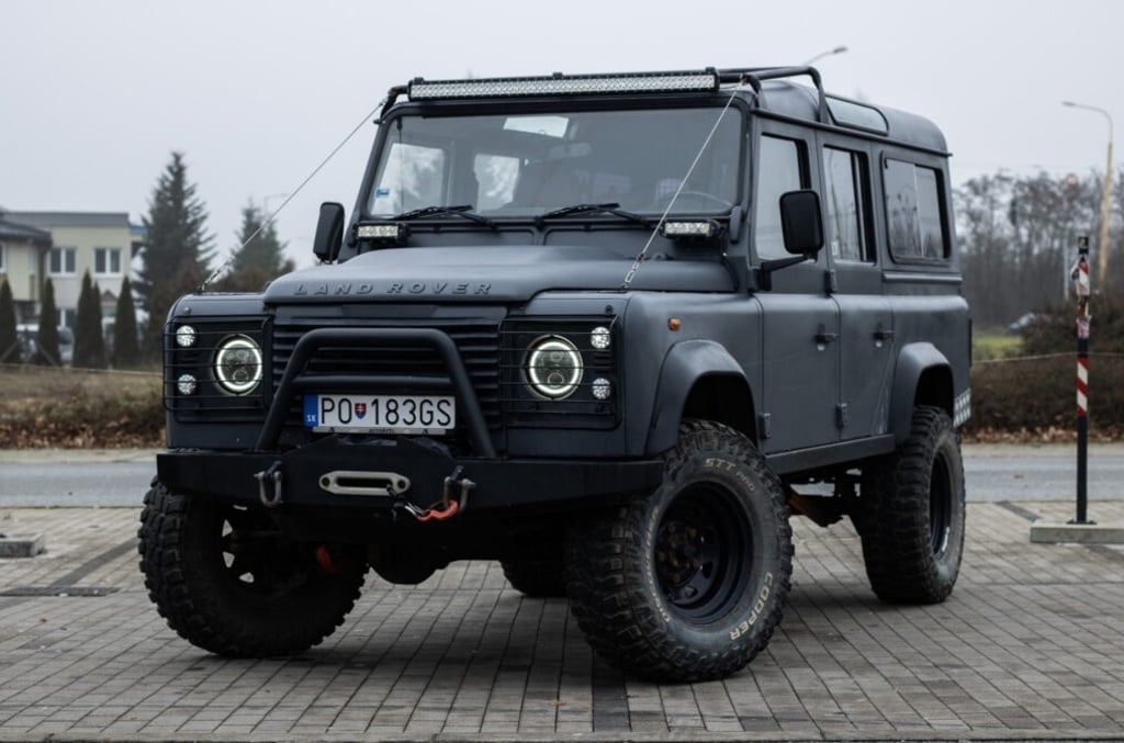 Land Rover Defender 110 SW, 90kW, (2007)