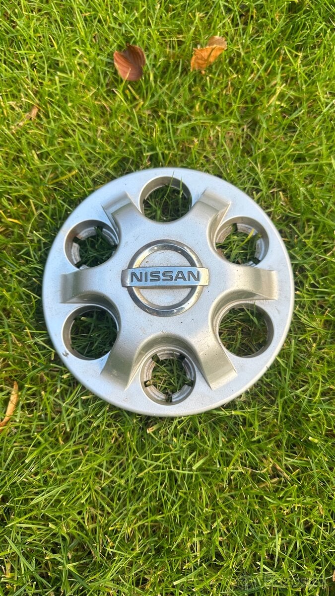 Puklica Nissan Navara