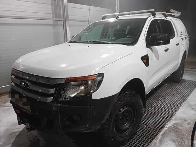 Predám Ford Ranger 2,2 tdci 2015 DPH 4x4