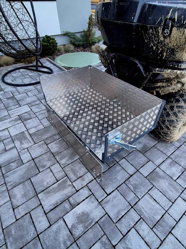 Predám zadný nosič na štvorkolku