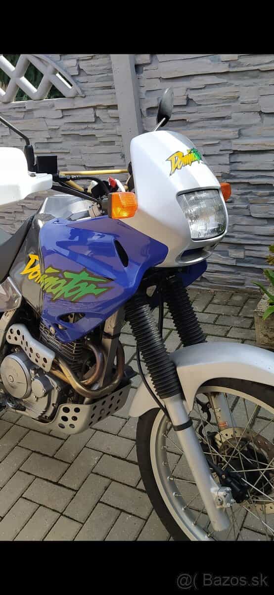 Honda nx 650 dominator