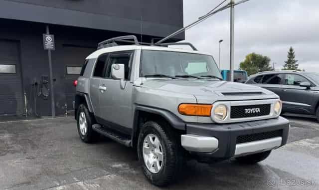 Toyota FJ Cruiser 4WD 2010