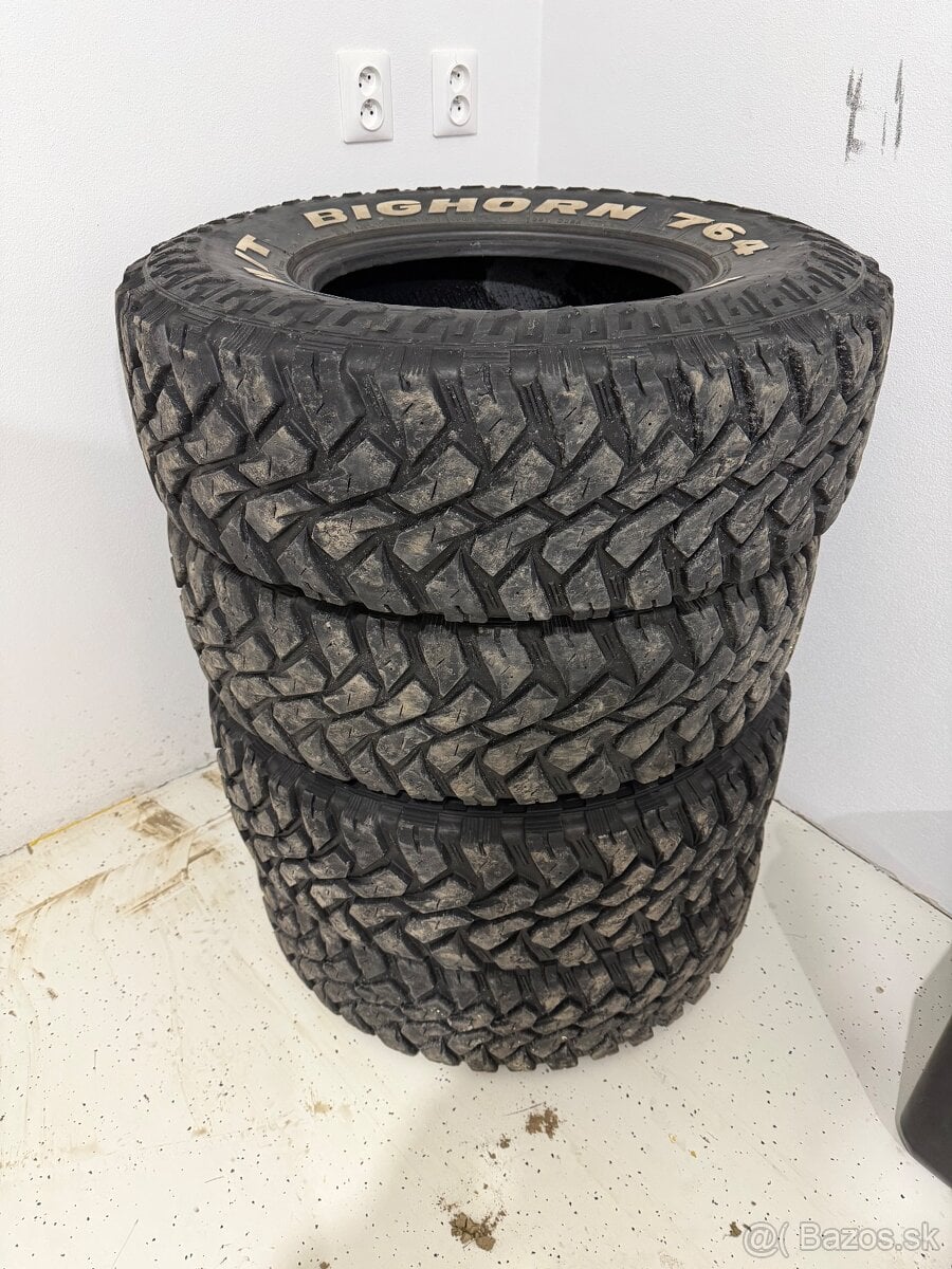 MAXXIS M/T Bighorn 764 LT265/75R16